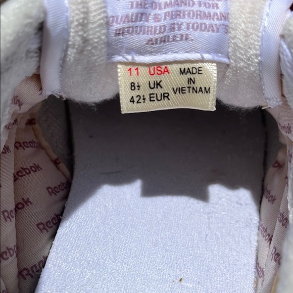 Reebok Women's Club C 85 Vintage Tennis Sneakers, Casual White Shoes Womens 11 - Picture 6 of 10